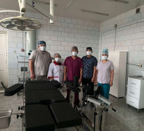 Пациенты Дзун-Хемчикского межрайонного медицинского центра будут лечиться в более комфортных условиях. ММЦ оборудовали новым медицинским оборудованием, в центр доставили:
